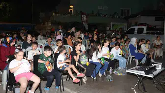 Osmangazi'de açık hava sinema etkinlikleri yaz akşamlarına renk katıyor