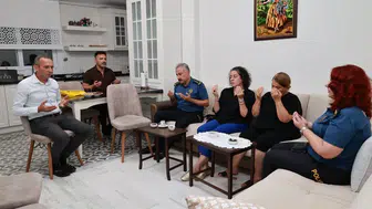 Mersin emniyet müdürü emekli polislere veda etti