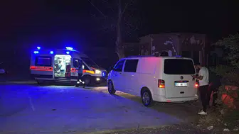 Aksaray'da minibüste intihar şüphesi: Cansız beden ipte asılı bulundu