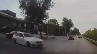 Mudanya'da makas atarak kazaya neden olan sürücüye ağır ceza