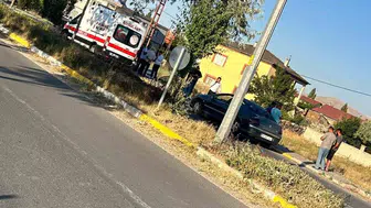 Kayseri'de yoldan çıkan otomobil arazide durdu: 2 kişi yaralandı