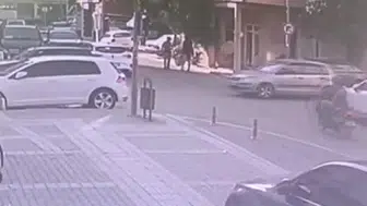Otomobile çarpmamak için frene basan bisiklet sürücüsü devrildi