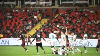 Gaziantep FK, Çaykur Rizespor'a son dakikada yenildi: Maçın detayları