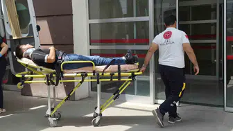 Adıyaman'da motosiklet ve otomobil çarpıştı: 1 kişi hastaneye kaldırıldı