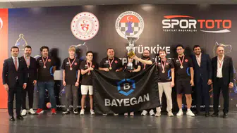 Bayegan Pendik Satranç Spor Kulübü, üçüncü kez şampiyonluğa ulaşarak ses getirdi