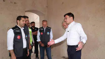 Tokat'ın tarihi belediye binası modern tekniklerle yeniden inşa ediliyor