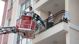 Elazığ'da bodrum katında yangın: dumandan etkilenen 12 kişi hastaneye kaldırıldı