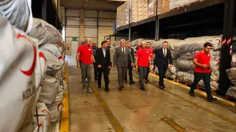 Düzce Valisi Makas Kızılay afet merkezini yerinde inceledi