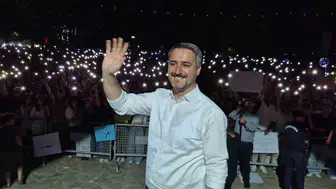 Kumluca bal festivalinde Hande Ünsal'a ilginç evlilik teklifi