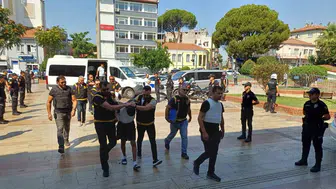 Aydın'da silahlı saldırı sonucu hayatını kaybeden esnafın cinayetinde 4 şüpheli adliyeye sevk edildi