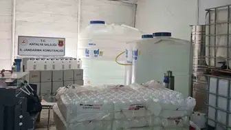 Sahte içki operasyonu: Kolonya imalatı adı altında gizli üretim yapıldığı ortaya çıktı