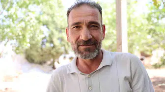 Diyarbakır'da fıstık hasadı kavurucu sıcak altında devam ediyor