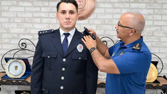 Bolu'da terfi eden polislerin rütbeleri takıldı