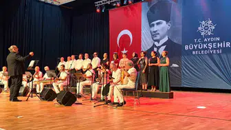Didim'de nostaljik bir gecede geçmişe yolculuk yapıldı