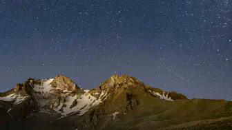 Erciyes'te perseid meteor yağmuru gökyüzü tutkunlarını bir araya getirdi