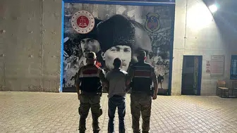 Diyarbakır'da 42 suç kaydı olan zanlı jandarma tarafından yakalandı
