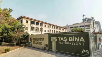 Mersin’in tarihi Taş Binası, modern müzecilikle buluşuyor