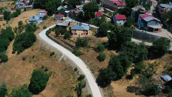 Ordu'nun kırsalında ulaşımı kolaylaştıran beton yol projeleri sürüyor