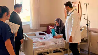 Tercan devlet hastanesinde yatan hastalara moral ziyareti