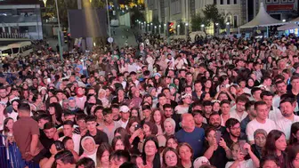 Tosya'da festival coşkusu: Belediye başkanı ve sanatçı unutulmaz anlar yaşattı