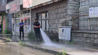 Sarıkamış’ta temizlik seferberliği: Cadde ve kaldırımlar tazyikli suyla yıkanıyor