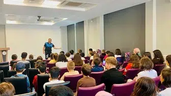 Bilecik'te gençlere akran zorbalığı ile ilgili bilgilendirme oturumu