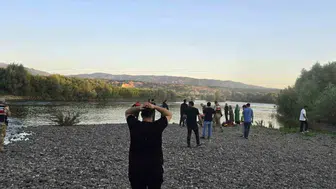 Bingöl'de Nehirde Akıntıya Kapılan Kardeşi Aranıyor