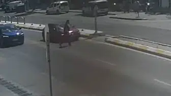 Edirne'de yaya otomobilin çarpması sonucu yaralandı