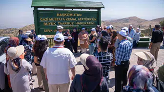 Zafer Bayramı coşkusunu tarihi yolculukta yaşadılar