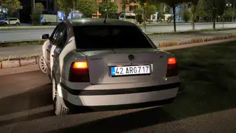 Seyir halindeyken araçta sızan sürücü sağlık ekiplerini harekete geçirdi
