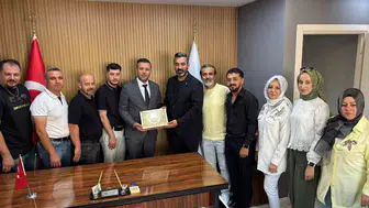 Sektör temsilcileri Tavşanlı'da buluştu: Berber ve kuaförlerin sorunları masaya yatırıldı