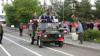 Kars’ta zafer bayramı coşkusu: 104. yıl dönümü kutlamaları yapıldı