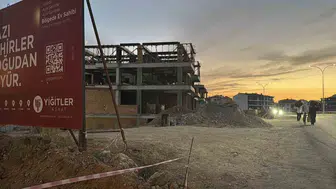 İnşaatta dengesini kaybederek düşen kalıp ustası hayatını kaybetti