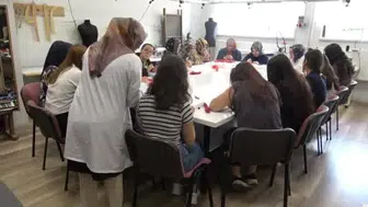 Erzurum'da keçe ile el yapımı küpe etkinliği ilgi gördü