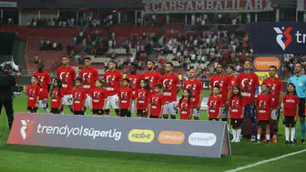Samsunspor-Fenerbahçe maçı her an heyecan dolu geçiyor