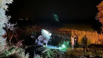 Güroymak'ta otomobil su kanalına düştü: bir ölü, üç yaralı