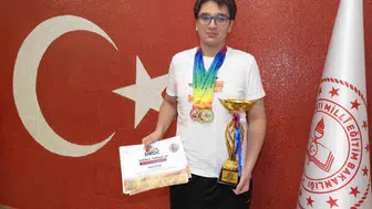 Deniz Ersan, dünya ikinciliği ile matematikte Türkiye’yi gururlandırdı