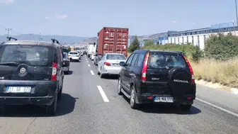Bilecik'te yol çalışması nedeniyle uzun araç kuyrukları oluştu