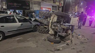 Elazığ'da otomobil ve traktör çarpıştı: Yaralıların durumu ciddiyetini koruyor