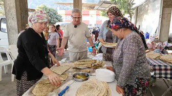 Nazilli'nin başkanı Tetik, Kozdere'de halkla buluşarak bereketli bir sofra kurdu