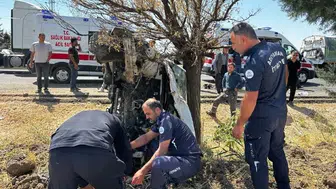 Düğün yolunda kaza: 6 kişi yaralandı