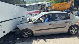 Kilimli'de halk otobüsü ve otomobil çarpıştı: 7 yaralı