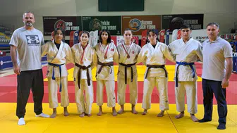 Manisa judocuları Türkiye finallerinden bronz madalyalarla döndü