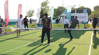 Darıca'da ayak tenisi turnuvasıyla sporun coşkusu artıyor