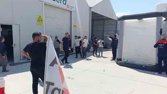 Afyonkarahisar'daki sera zehirlenmesi: 10 işçi hastaneye kaldırıldı