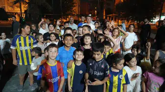 Adıyaman'da çocukların futbol hayali gerçekleştirilerek park yenilendi