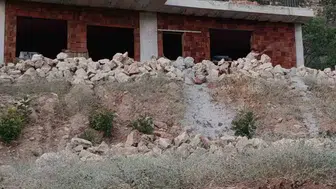 Gercüş'te iskeleden düşen inşaat ustası hastaneye kaldırıldı