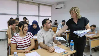 Bursa'da memur adaylarına yönelik KPSS deneme sınavı gerçekleştirildi