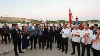 Ahlat'ta futbol heyecanı: Türkiye Kökbörü Ligi finali gerçekleşti