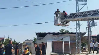 Hatay'da elektrik direğinde intihar eden adamın kimliği belirlendi